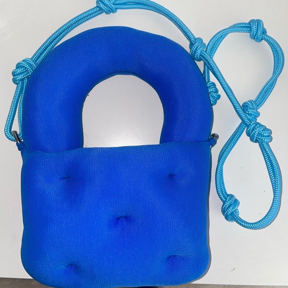 Marshall Columbia - Blue Mini Plush Bag - Picture 4 of 4